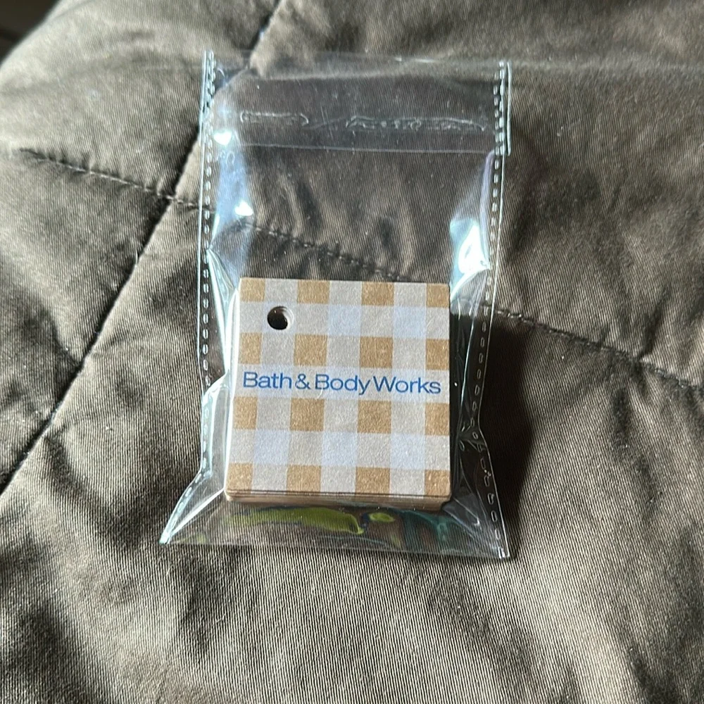 Bath & Body Works Small Cardboard Gingham Gift Tags
